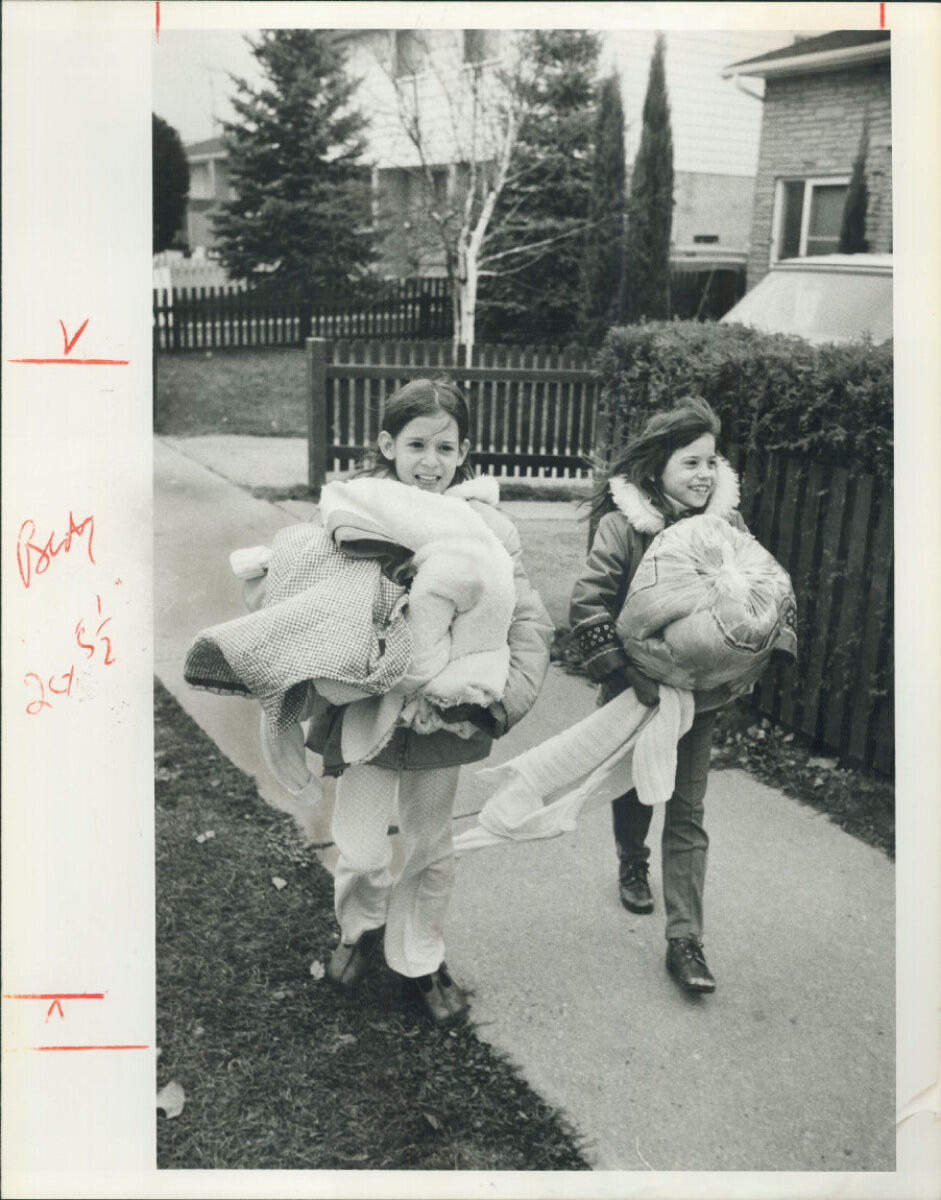 kids_evacuate_home